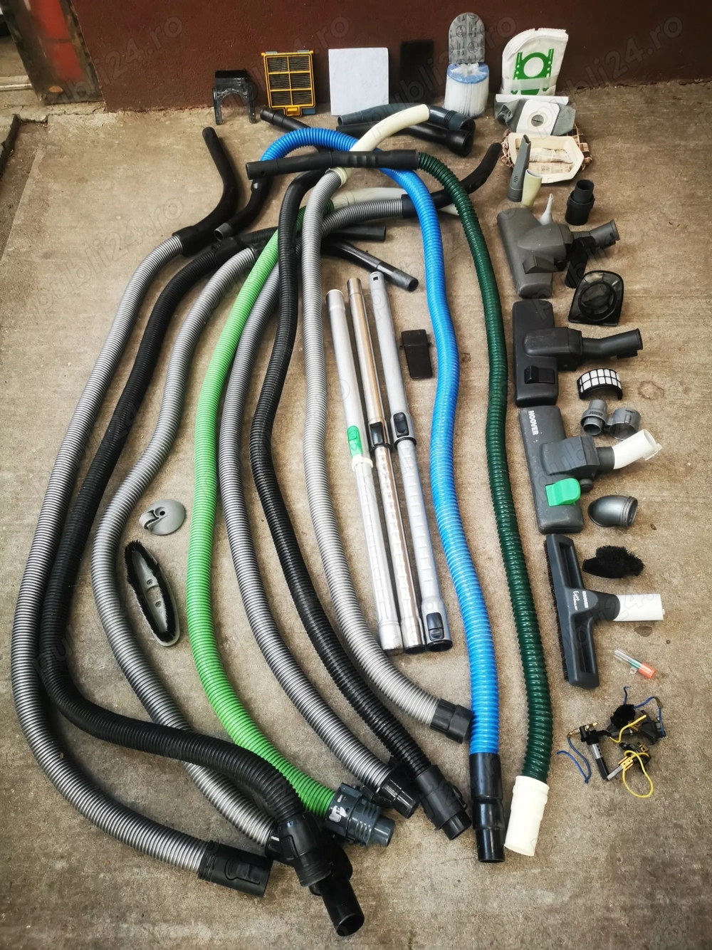 diverse piese si accesorii aspirator furtun perie sac duza stut filtru perii carbuni motor etc