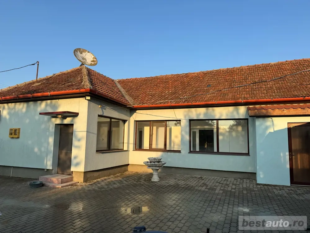 Casă de vânzare