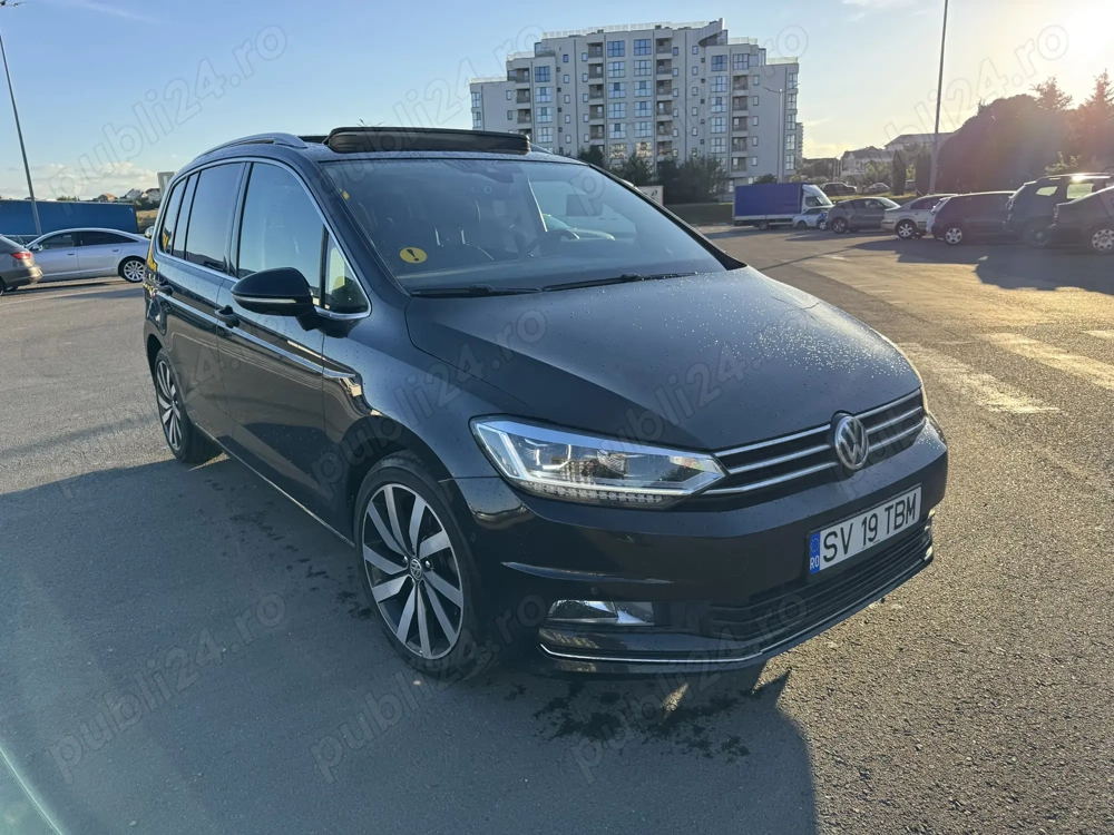 VW Touran HighLine 2.0 TDI - BlueMotion - DSG - 150cp - 2017 - 7 locuri
