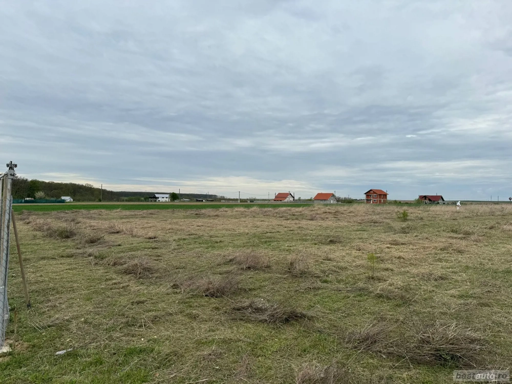 Vand urgent teren 1000 mp in Pausa plina dezvoltare