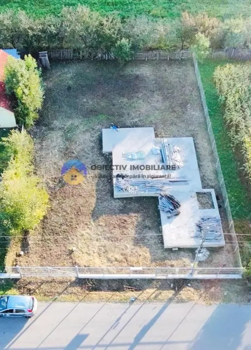 TEREN cu temelie ciment  PANGARATI - STEJARU