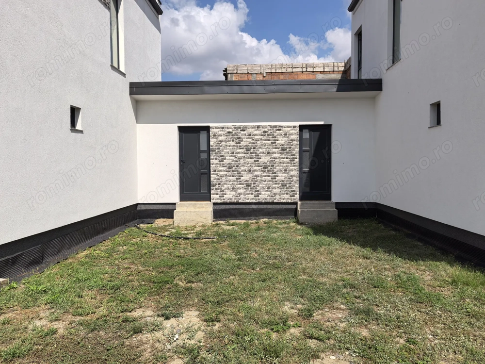 Duplex modern Dumbrăvița   zona Cora, 120 mp utili, teren 300 mp!