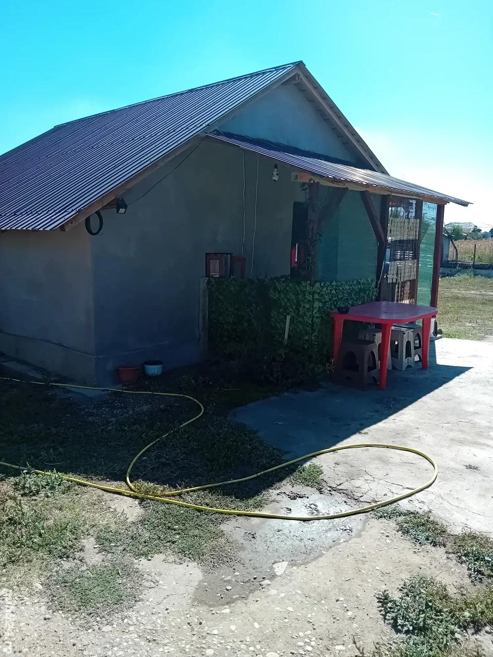 vând casuta super ofertă citește bine anunțul 