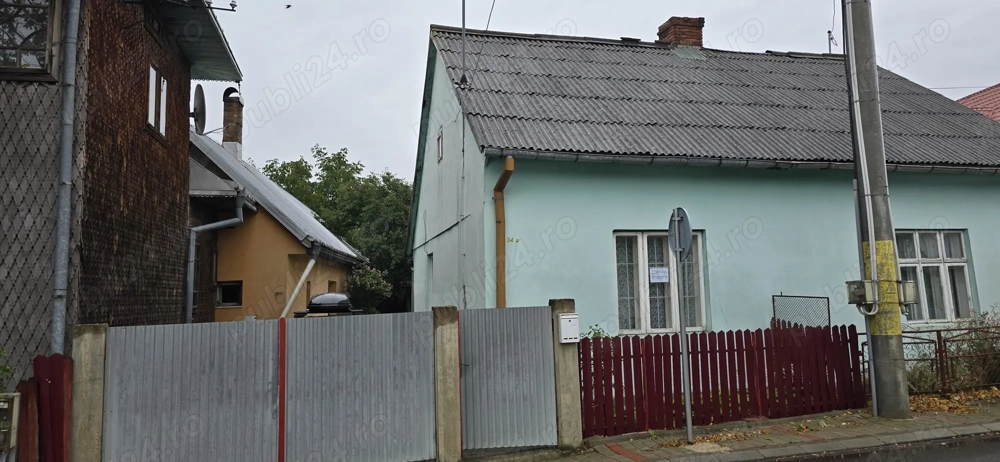 De vânzare o jumătate de Casă 