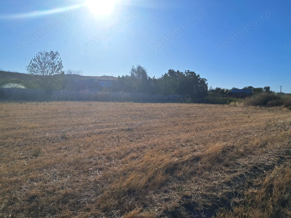 Teren la doar 13 km de Slatina