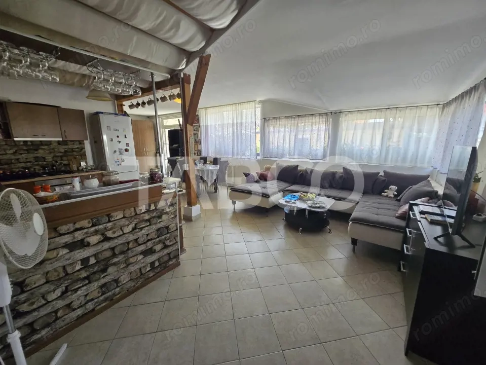 Casa individuala de vanzare 387mp si teren 624mp Sura Mica Sibiu