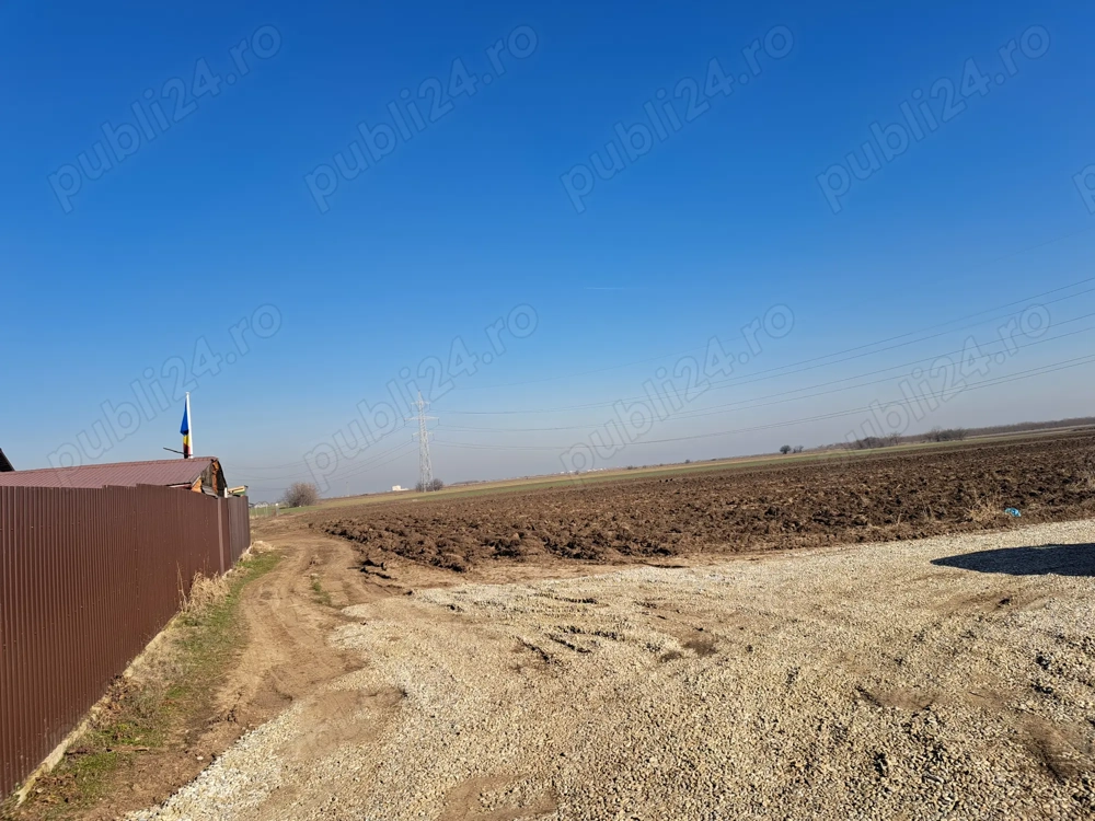 Vând teren în comuna Berceni 