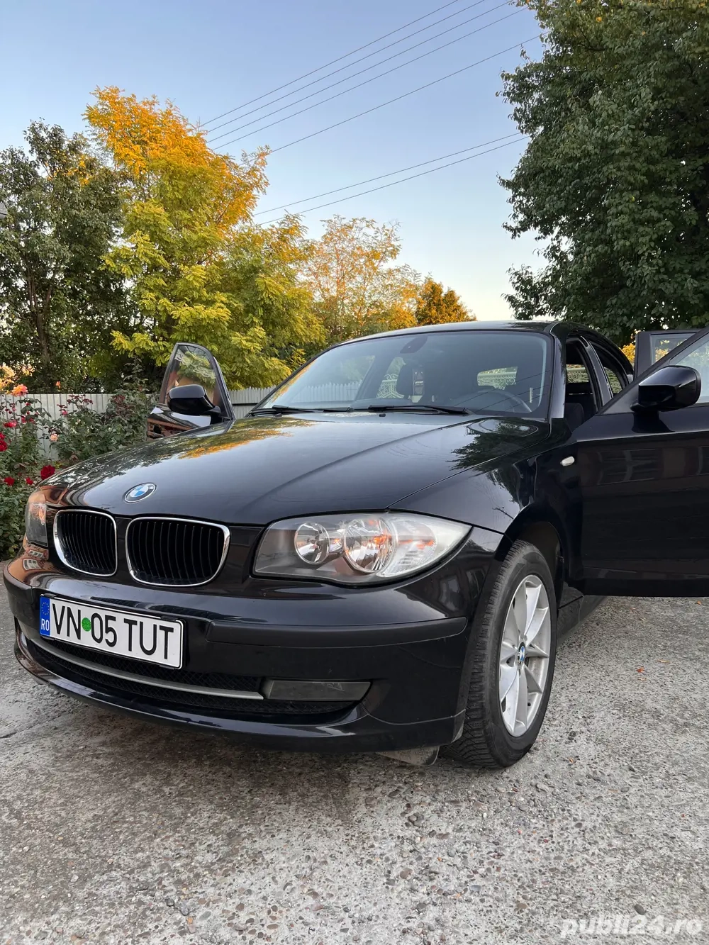 BMW Seria 1 - an 2010, 143 de cai 