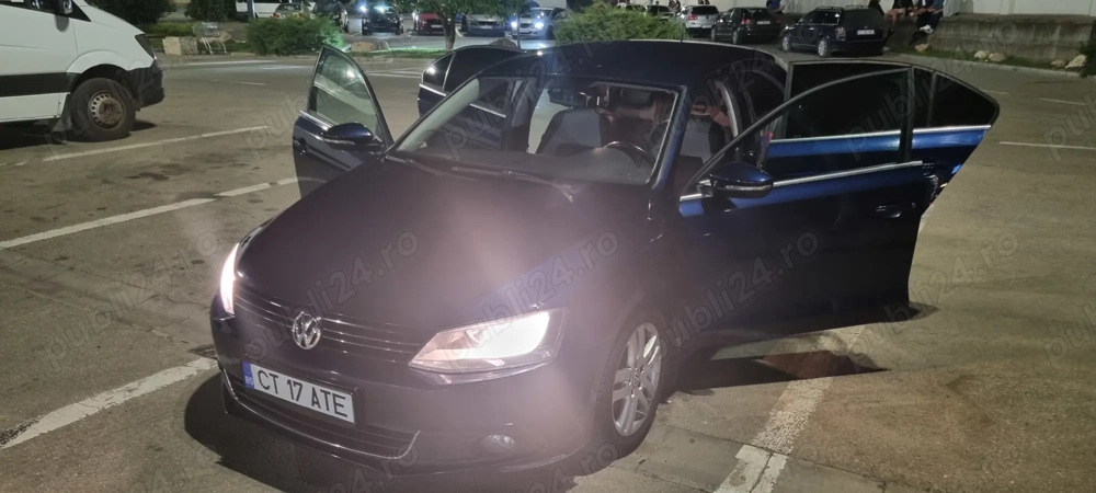Volkswagen Jetta an 2012, 1.6 TDI,105 CP, DSG2 7+1