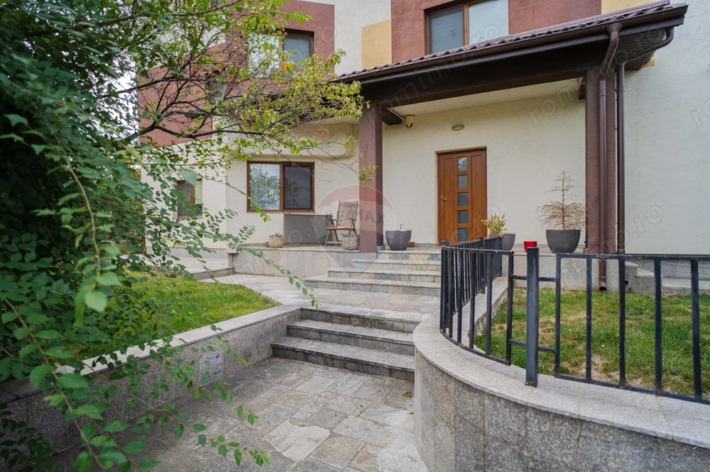 Casa de vanzare, moderna in Hlincea