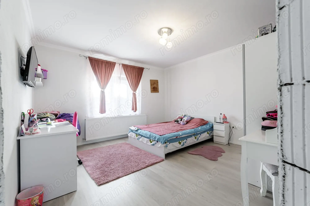 REZERVAT Casă nouă de vânzare în cartierul nou din Zimand, Comision 0