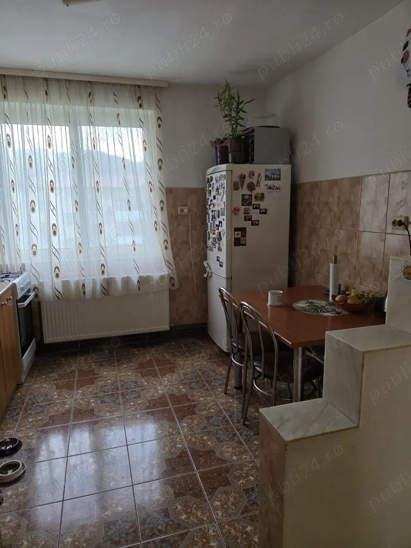 cv 85 Aviatorilor, apartament 2 camere semidecomandat 