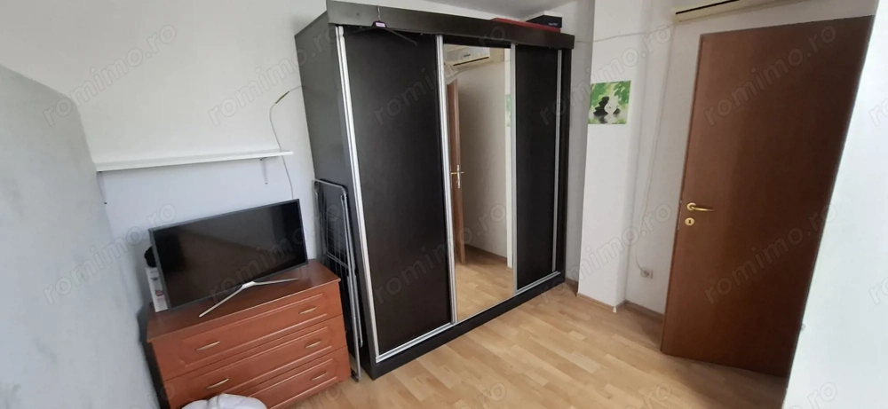 2 camere 47mp metrou Aparatorii Patriei 2 camere 47mp metrou Aparatorii Patriei