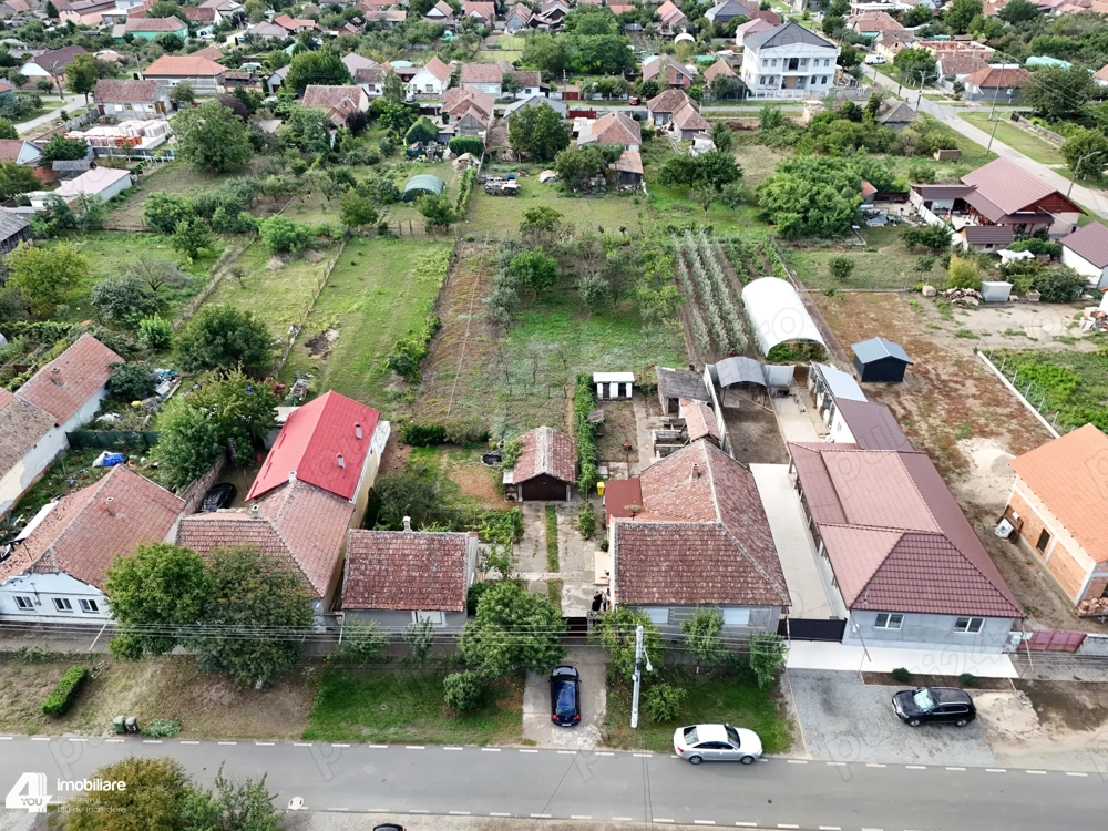 Casă în Loc. Curtici, cu teren 2091mp fs 28ml