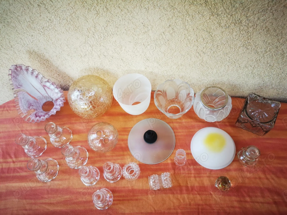 diverse abajururi si piese sticla ptr lustra veche abajur lampa spot dispersor reflector