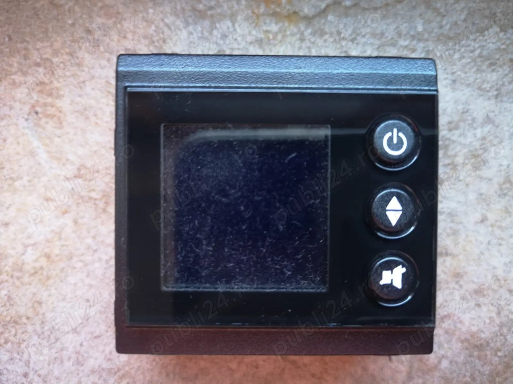 HP T750 G4 INTL UPS display
