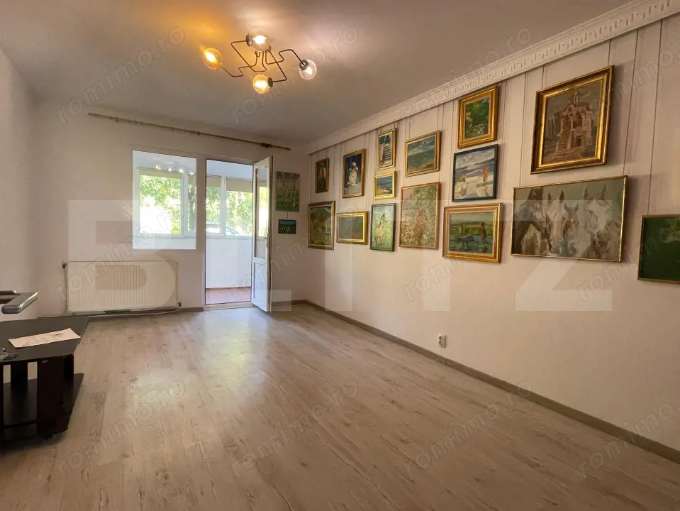 Vand apartament 3 camere, 83 mp, parter inalt, Tudor