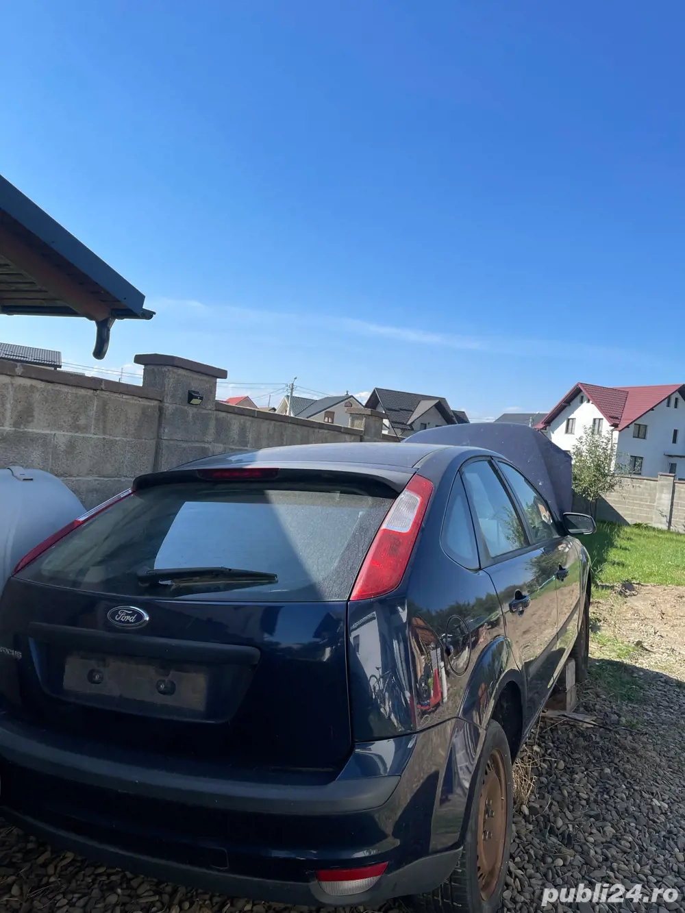 dezmembrez ford focus 1.6  dezmembrez ford focus 1.6