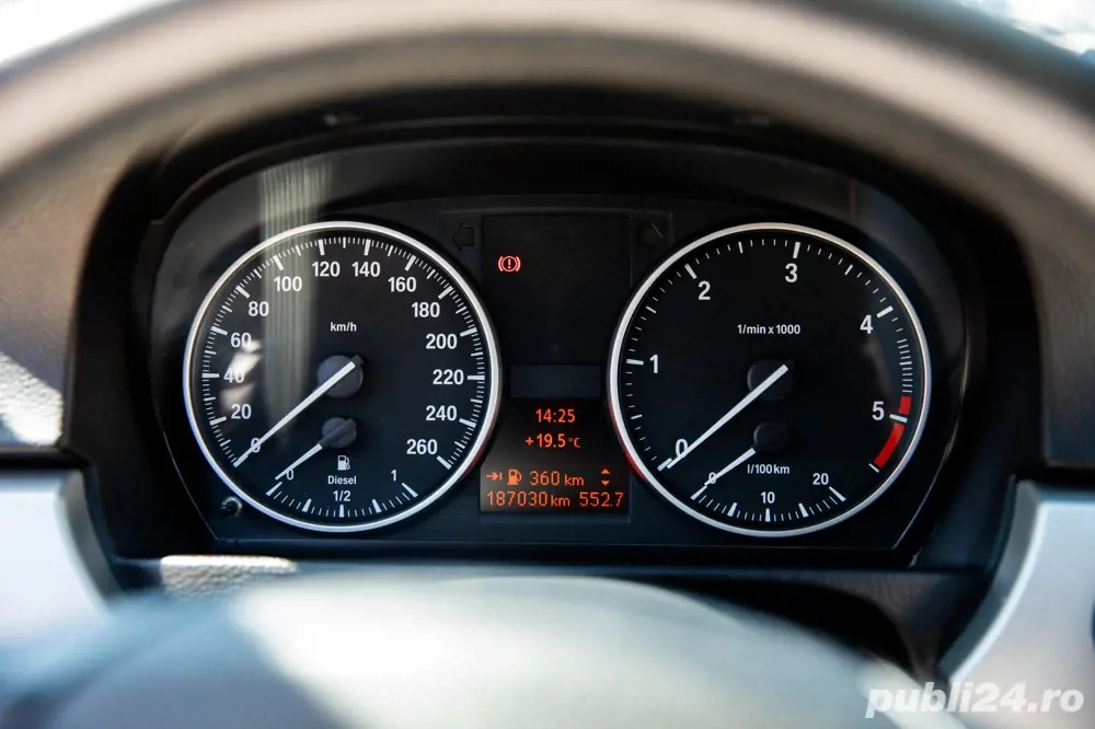 bmw e90 dynamic edition 2010  astept oferte