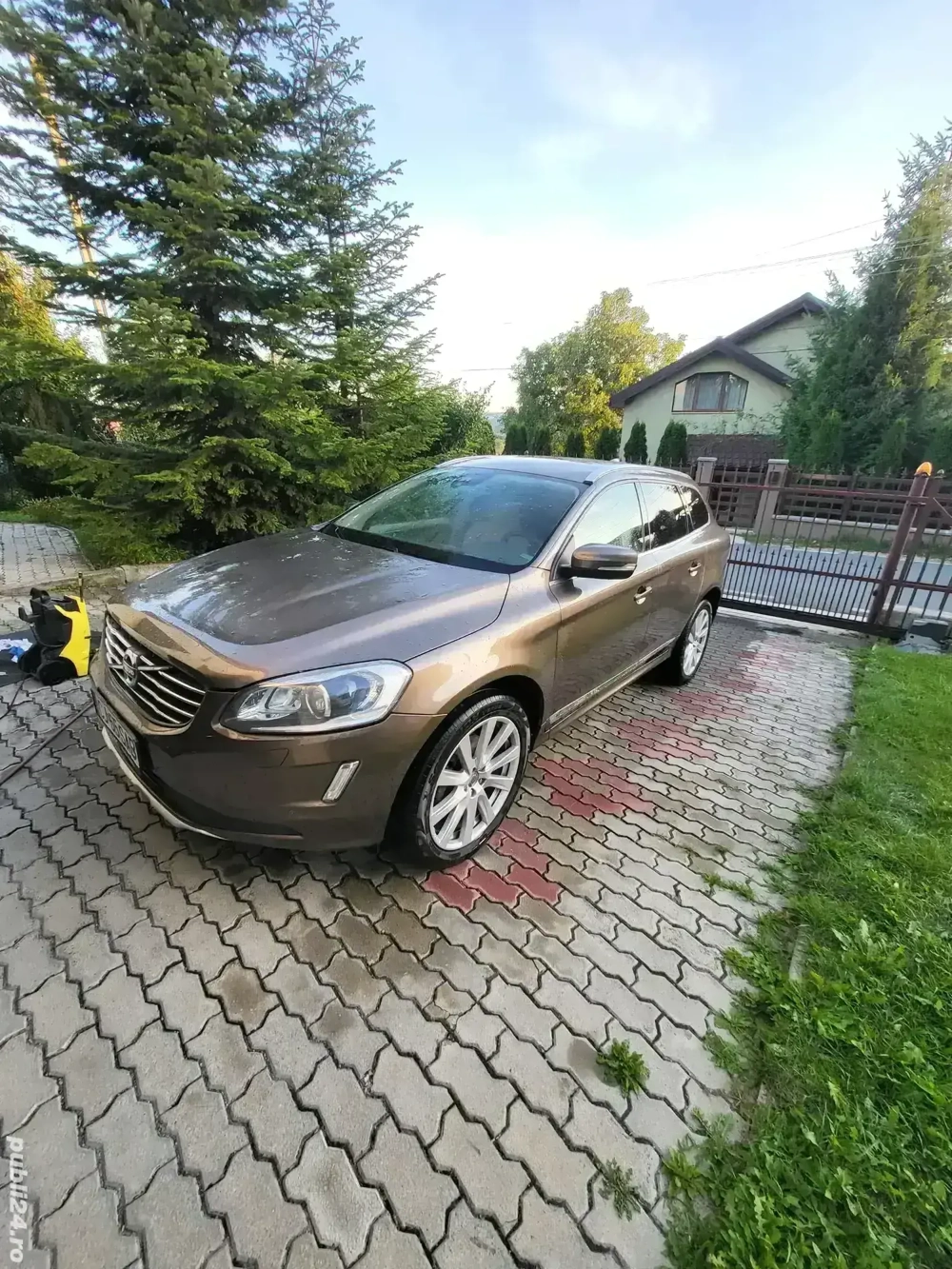 Volvo xc60 D5 automat 4x4 Volvo xc60 D5 automat 4x4