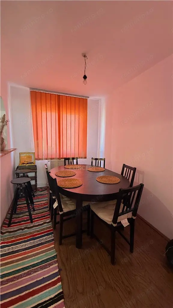 Apartament 3 camere, zona Shopping Park