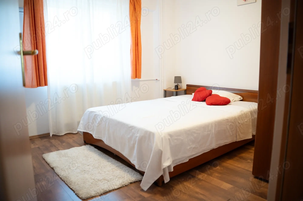 PROPRIETAR - Inchiriere apartament 3 camere-metrou Unirii, Mamulari