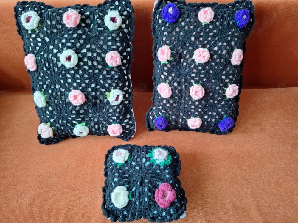 Pernute vechi confectionate manual, pentru decor, buc = 3