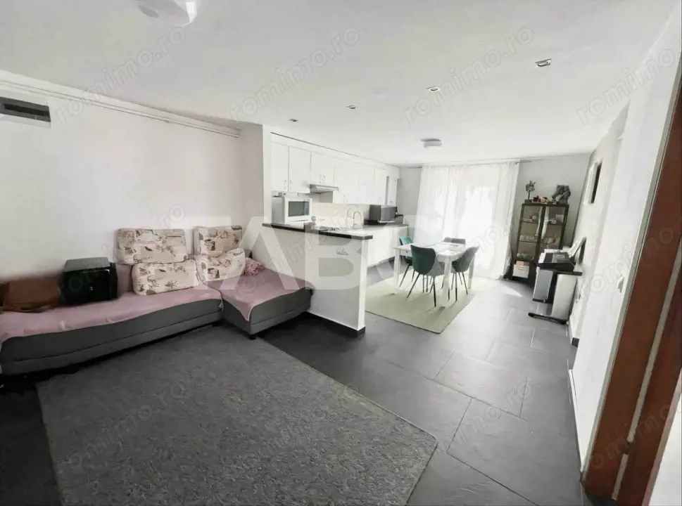 Apartament cu 3 camere de vanzare Gheorgheni 