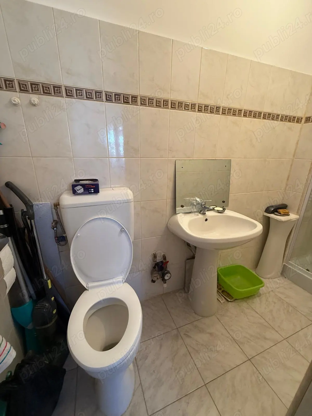 Garsonieră de vânzare   29 mp, etaj 3, recent renovată  