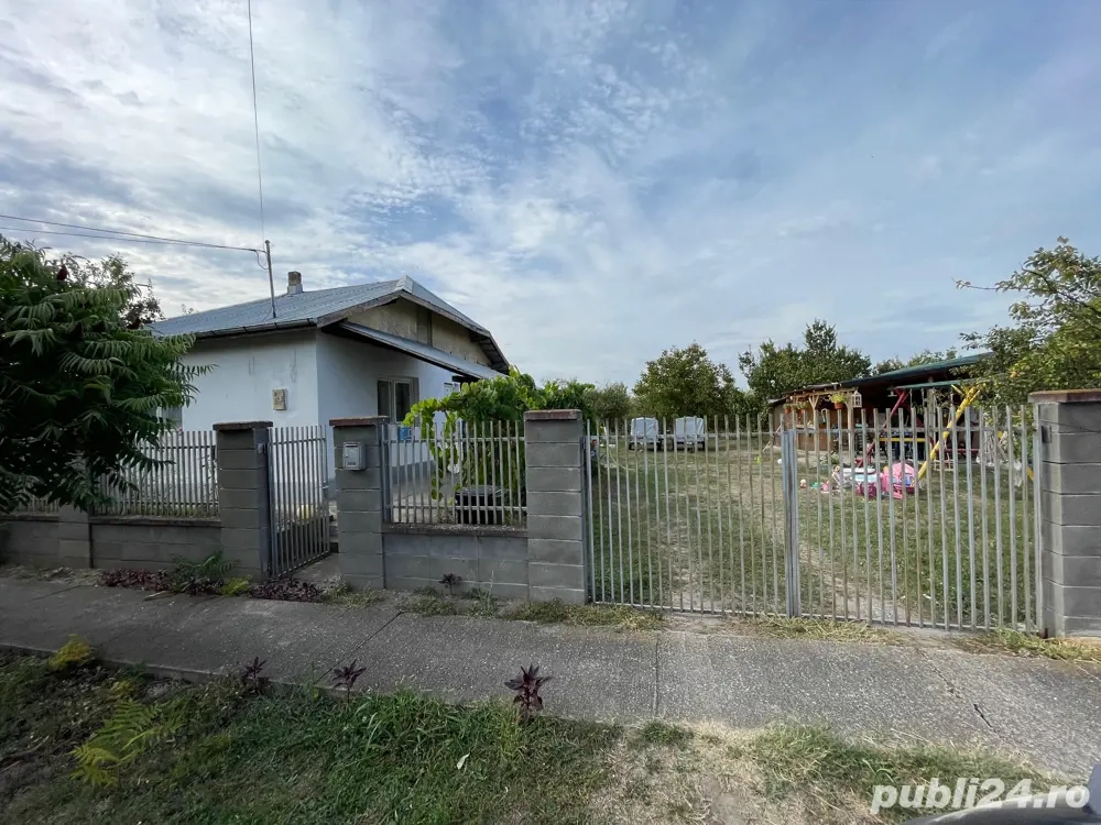 Casa + teren in comuna Otelec 