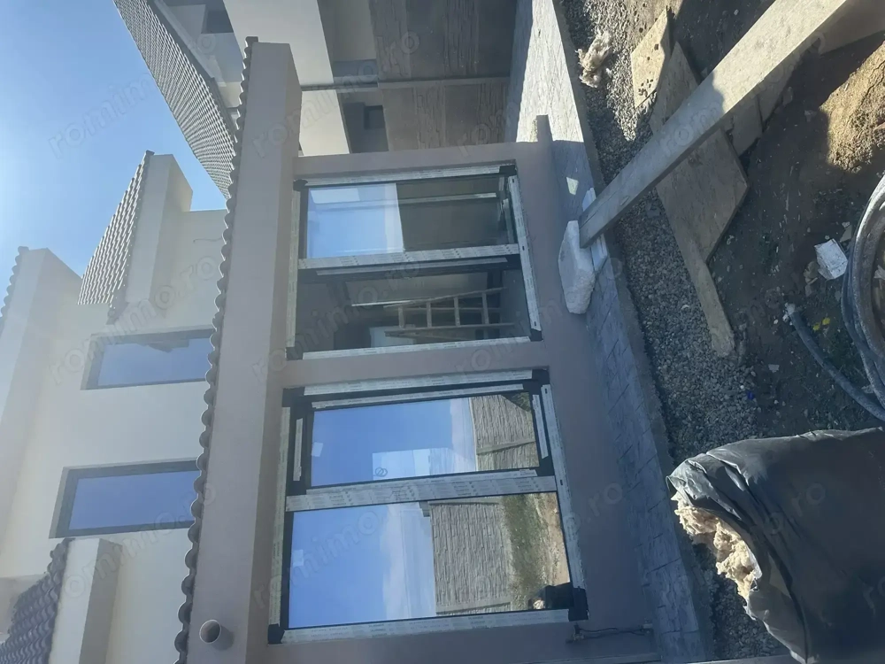 Duplex 3 Dormitoare Dressing 2 Bai  Zona Calea Urseni