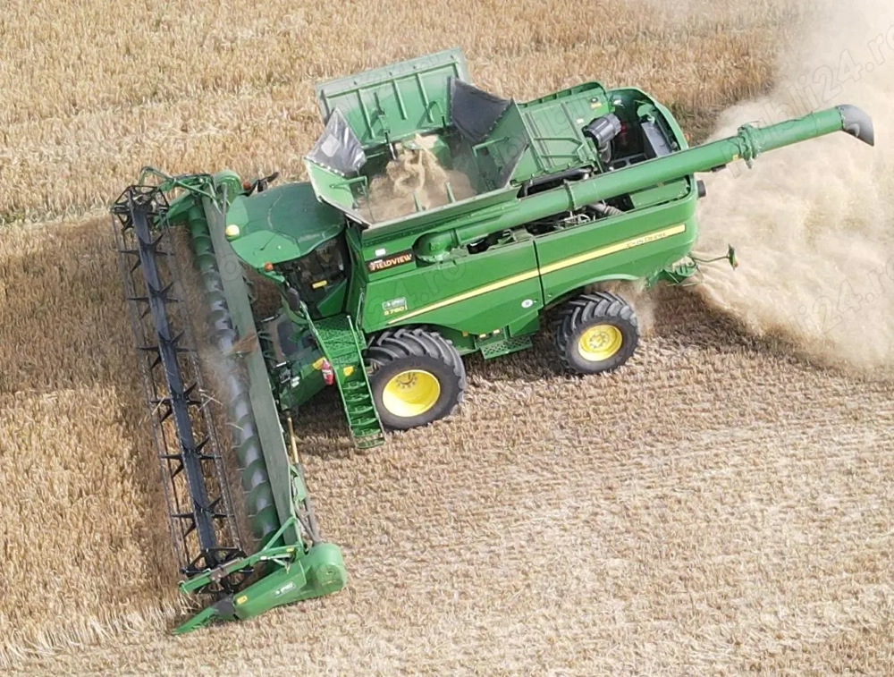 John Deere s780i