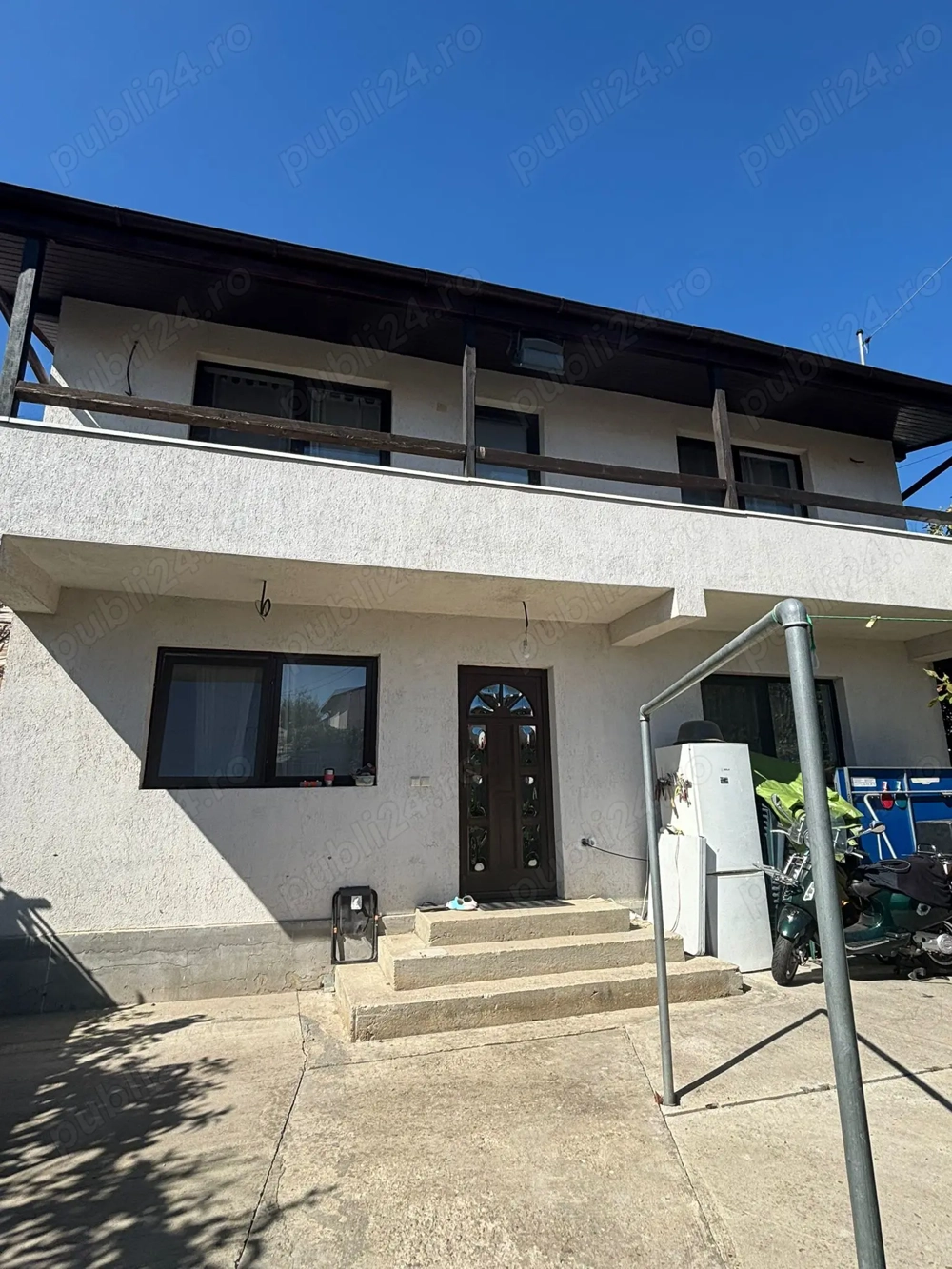 Casa de vanzare cartier 23 august