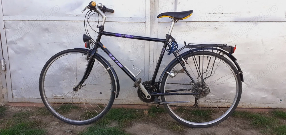 Bicicletă de vînzare.