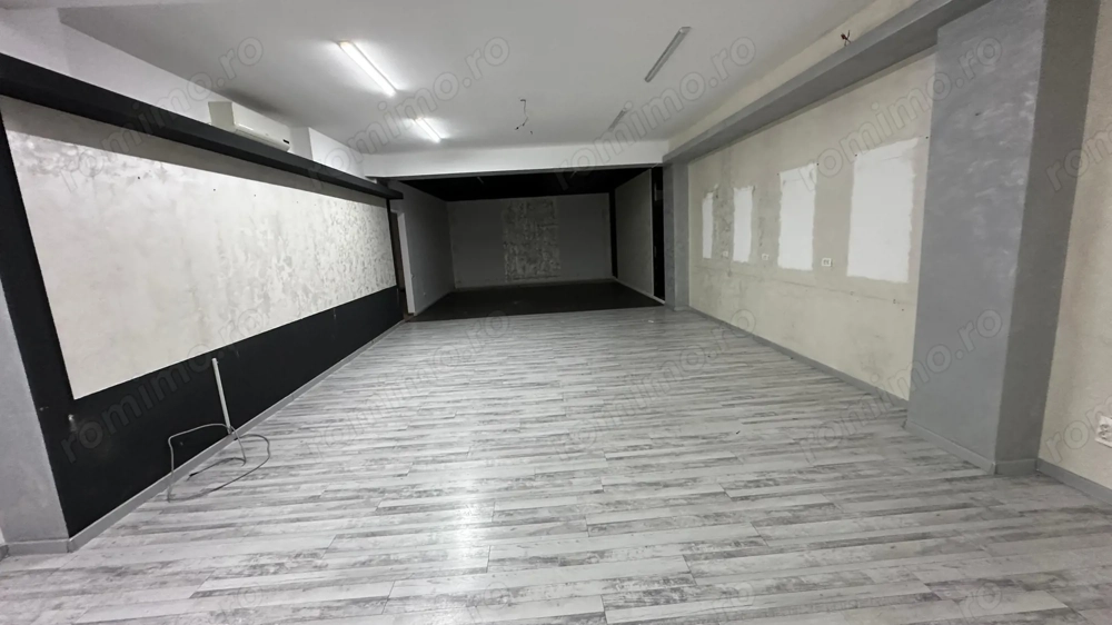 Spațiu comercial de 250mp în zona ICIL/CASA DE CULTURA , pretabil birouri Spațiu comercial de 250mp în zona ICIL/CASA DE CULTURA , pretabil birouri