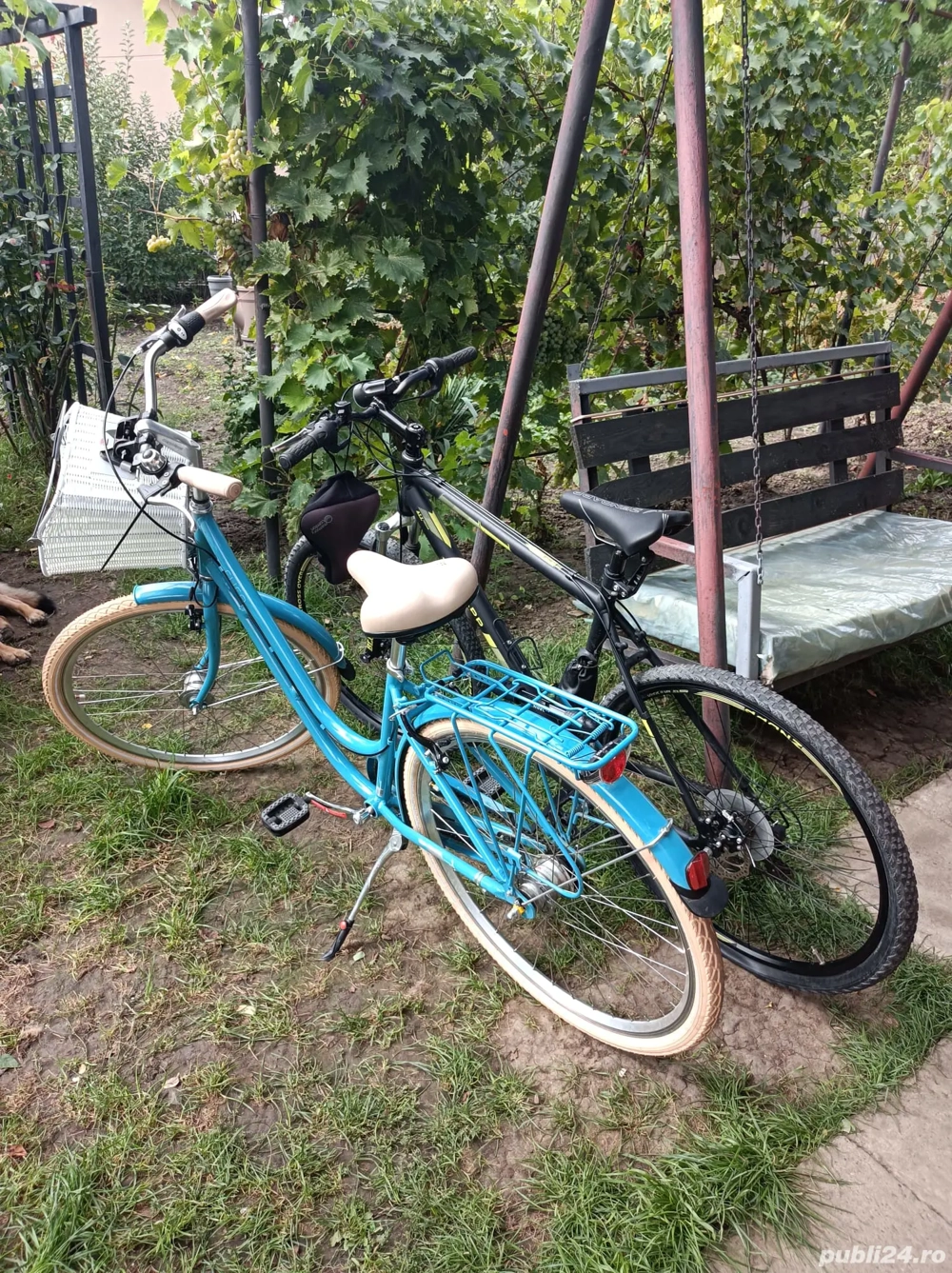 Două biciclete de vânzare 