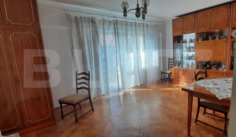 Apartament de vanzare, zona Carpati 2,suprafata 53,5 mp Satu Mare