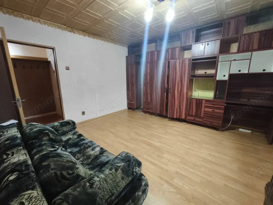 Garsoniera de vanzare, etaj 1, 30 mp, Siret