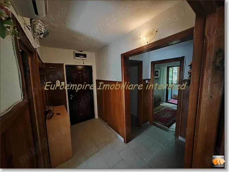 Apartament 3 camere decomandate zona Inel 2