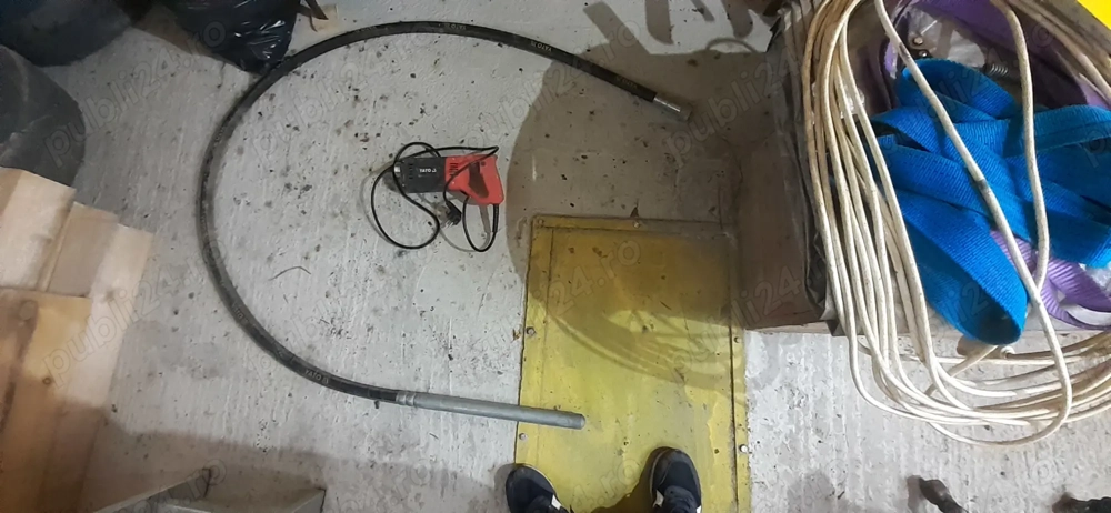 De vanzare vibrator pentru beton marca yato