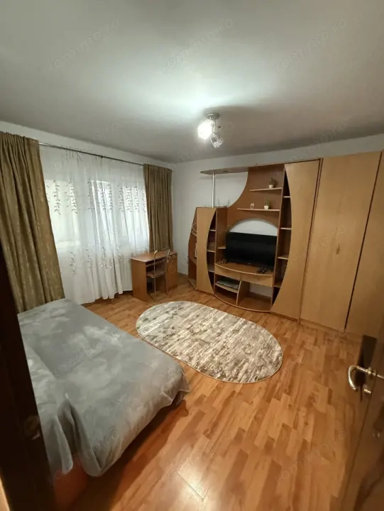 Garsonieră decomandata, 32 mp utili, zona Rovine