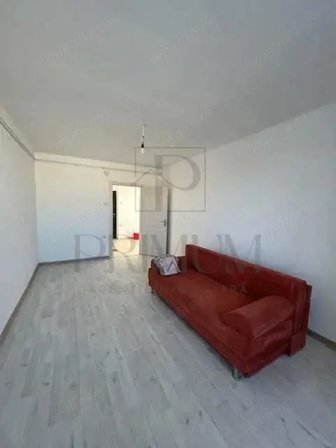 CENTRAL - 2 Camere - Centrala proprie - Etaj intermediar - LIFT - Fatata renovata