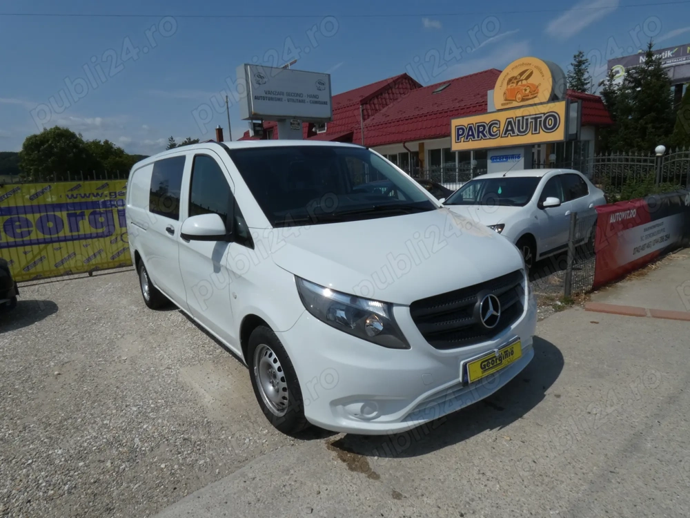 Mercedes Vito 6 locuri + marfa Mercedes Vito 6 locuri + marfa