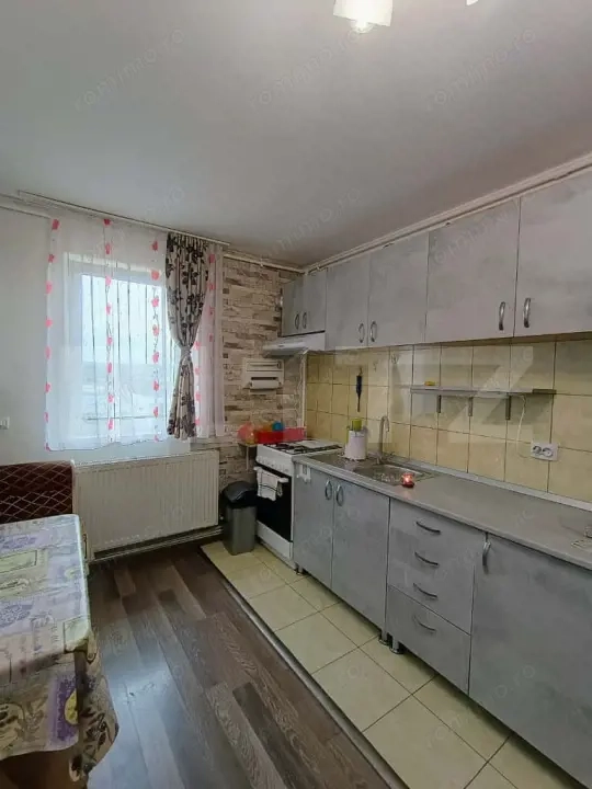 Mansarda cu 2 camere, 60 mp, in Broscarie 