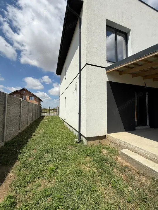 De vanzare jumatate de duplex in Giroc (langa Vatra Satului)