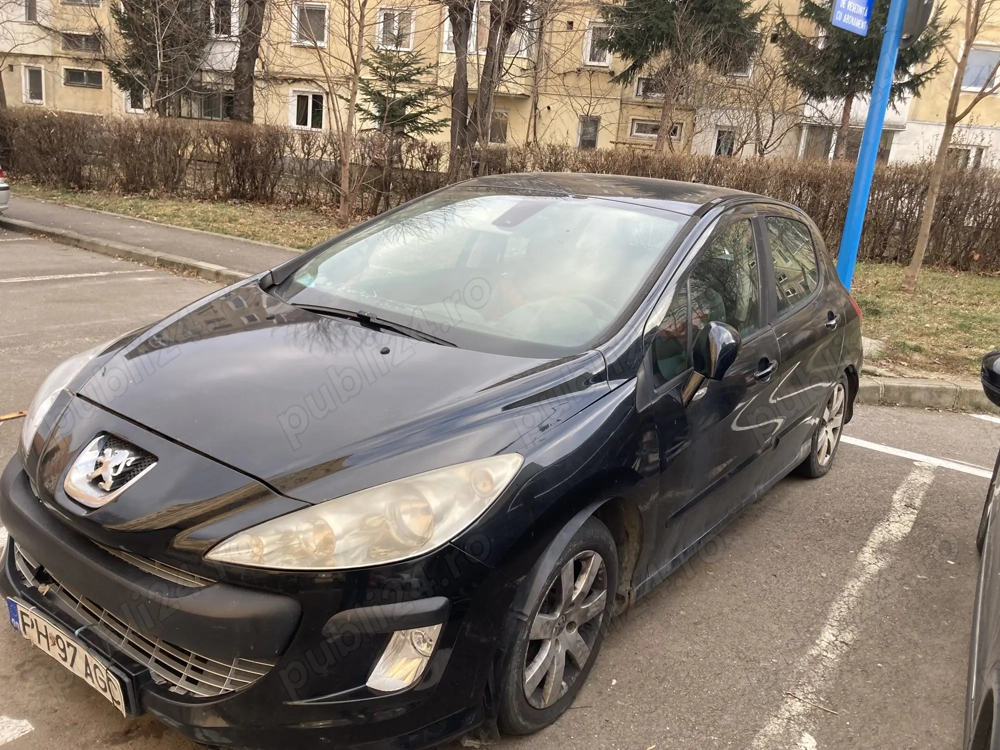 Dezmembrez Peugeot 308 cu motor de 1600 benzină 5fx