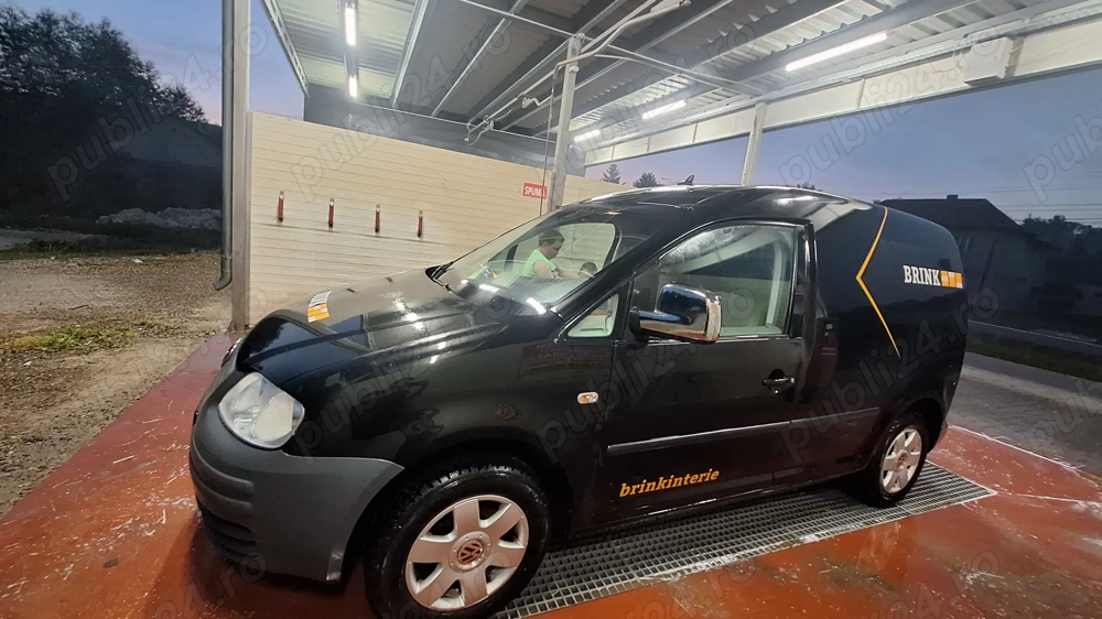 Vând vw Caddy anul 2008 
