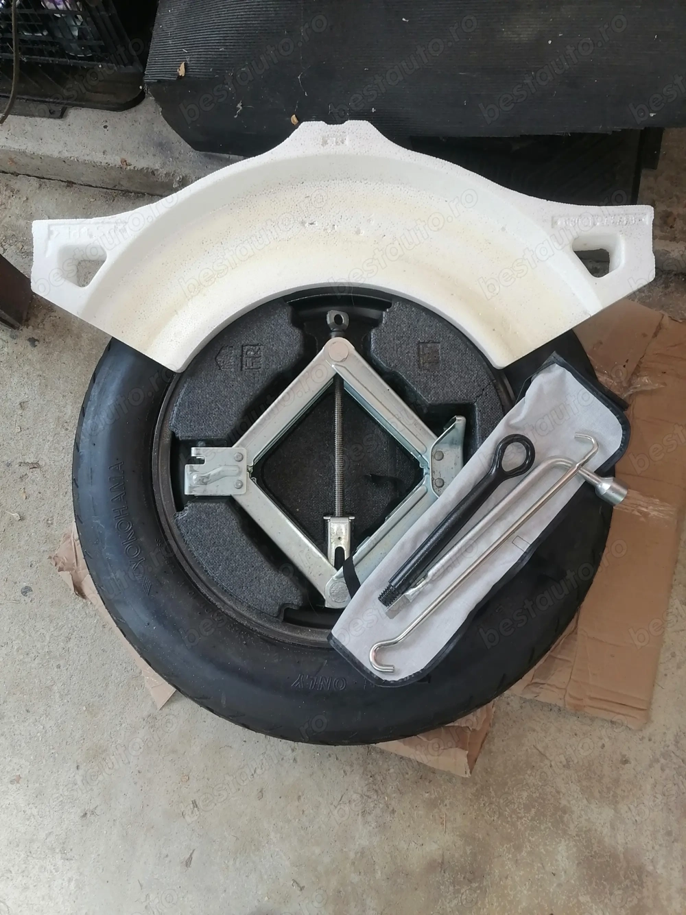 Kit Roată Rezerva Slim Toyota Rav4 Hybrid 