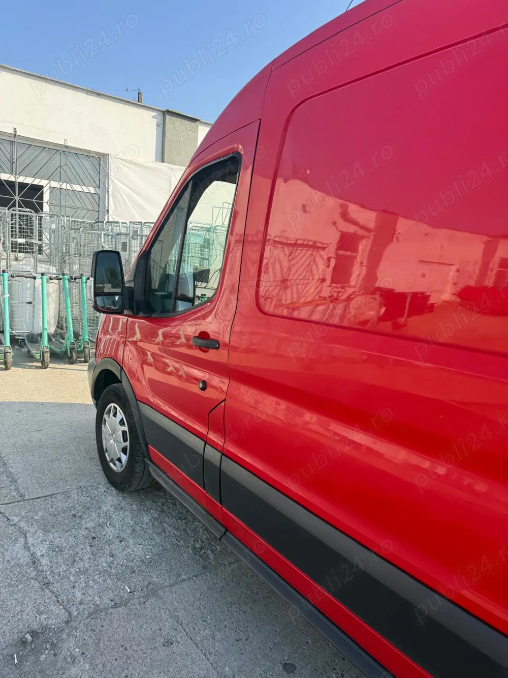 Vand flota de autoutilitare 