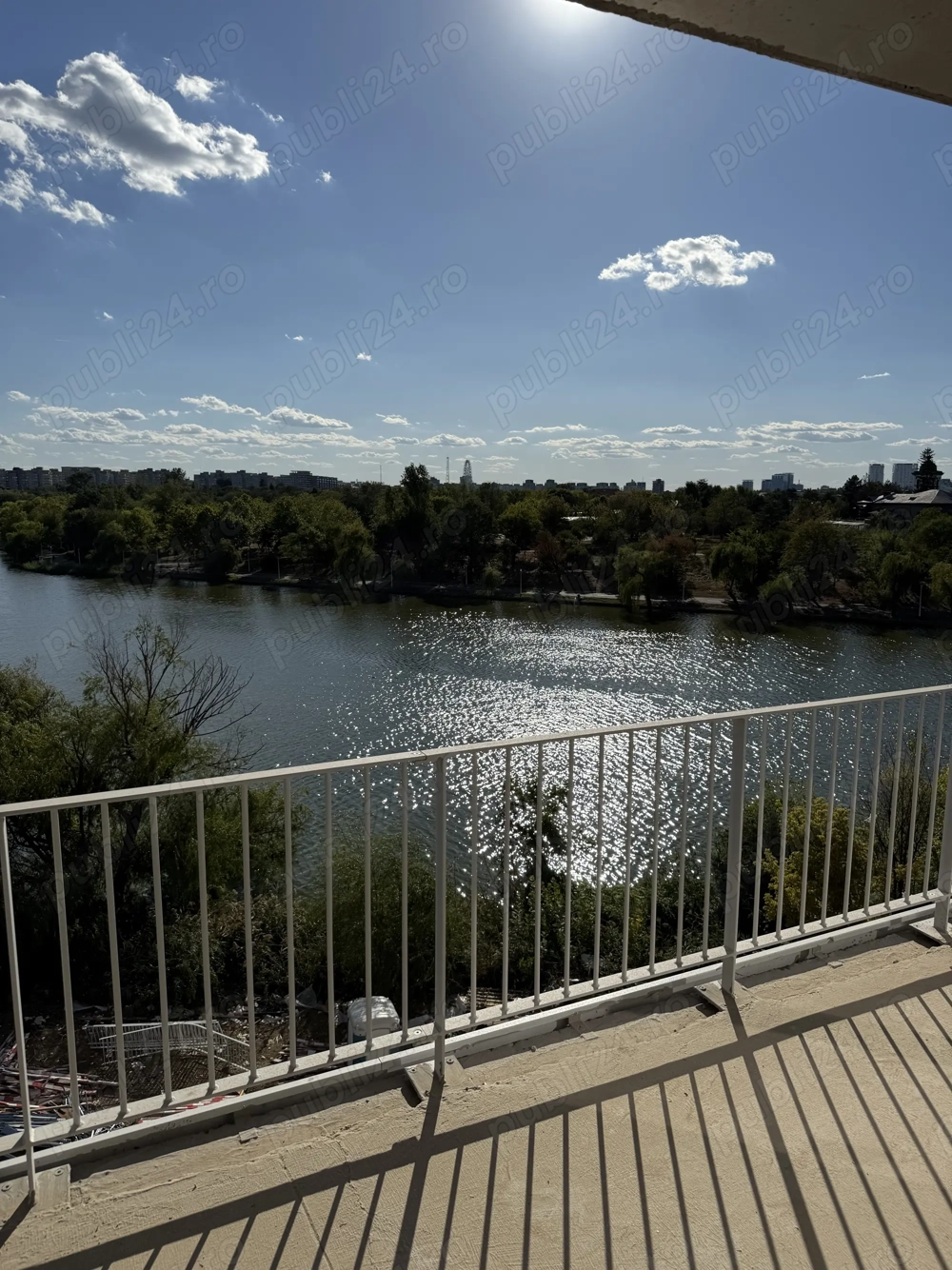 Ap 4 cam ST 180mp, pe Lac, Vedere Superba, Finalizare 2025 Ap 4 cam ST 180mp, pe Lac, Vedere Superba, Finalizare 2025